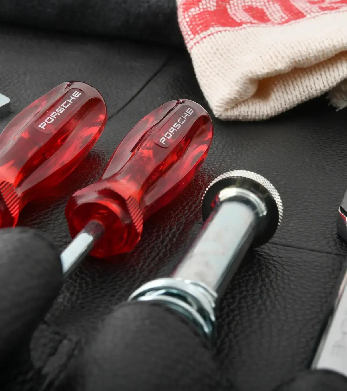 Estojo de ferramentas Porsche Classic 912 6