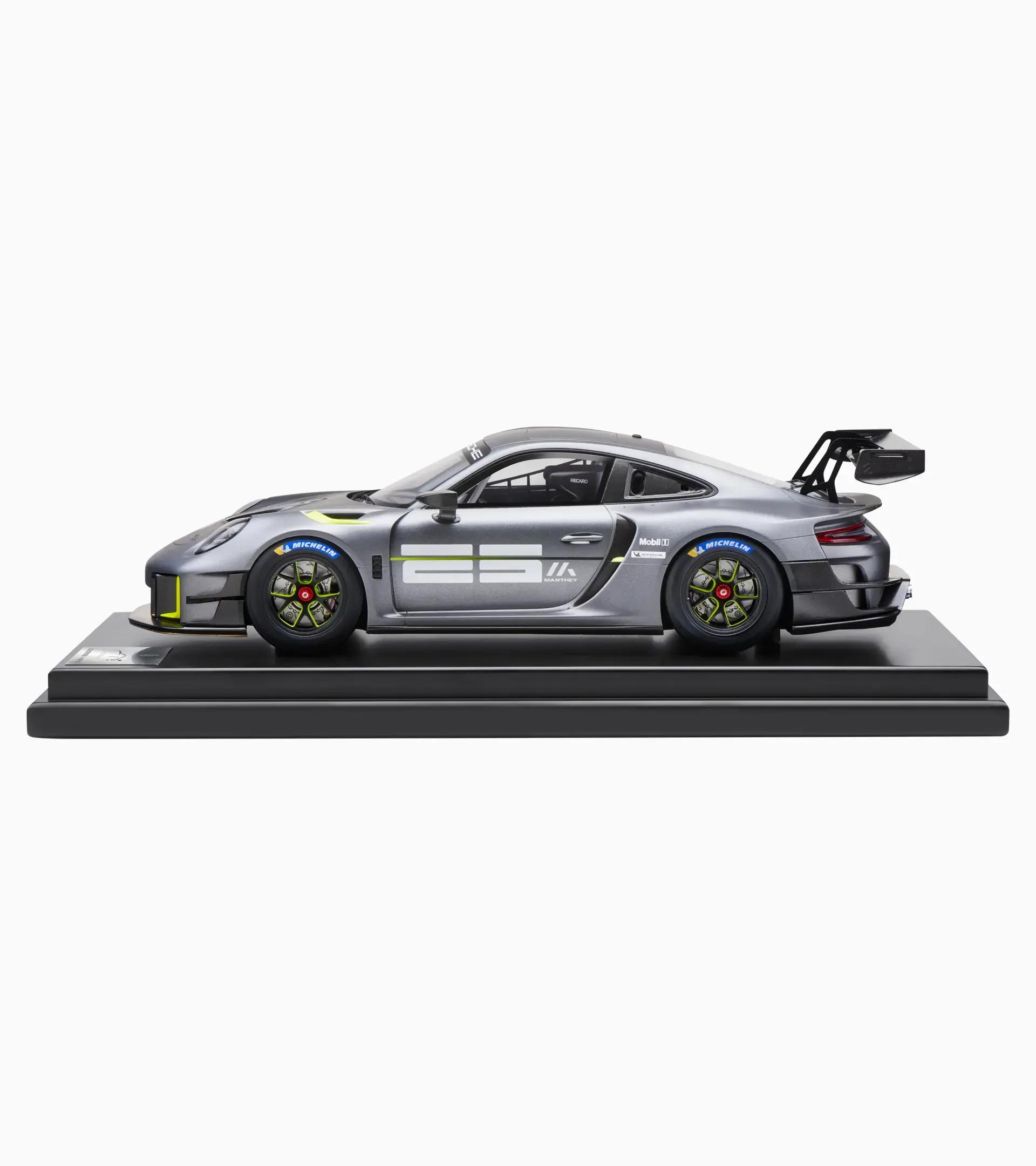 Porsche 911 GT2 RS Clubsport 25 – Ltd. thumbnail 1