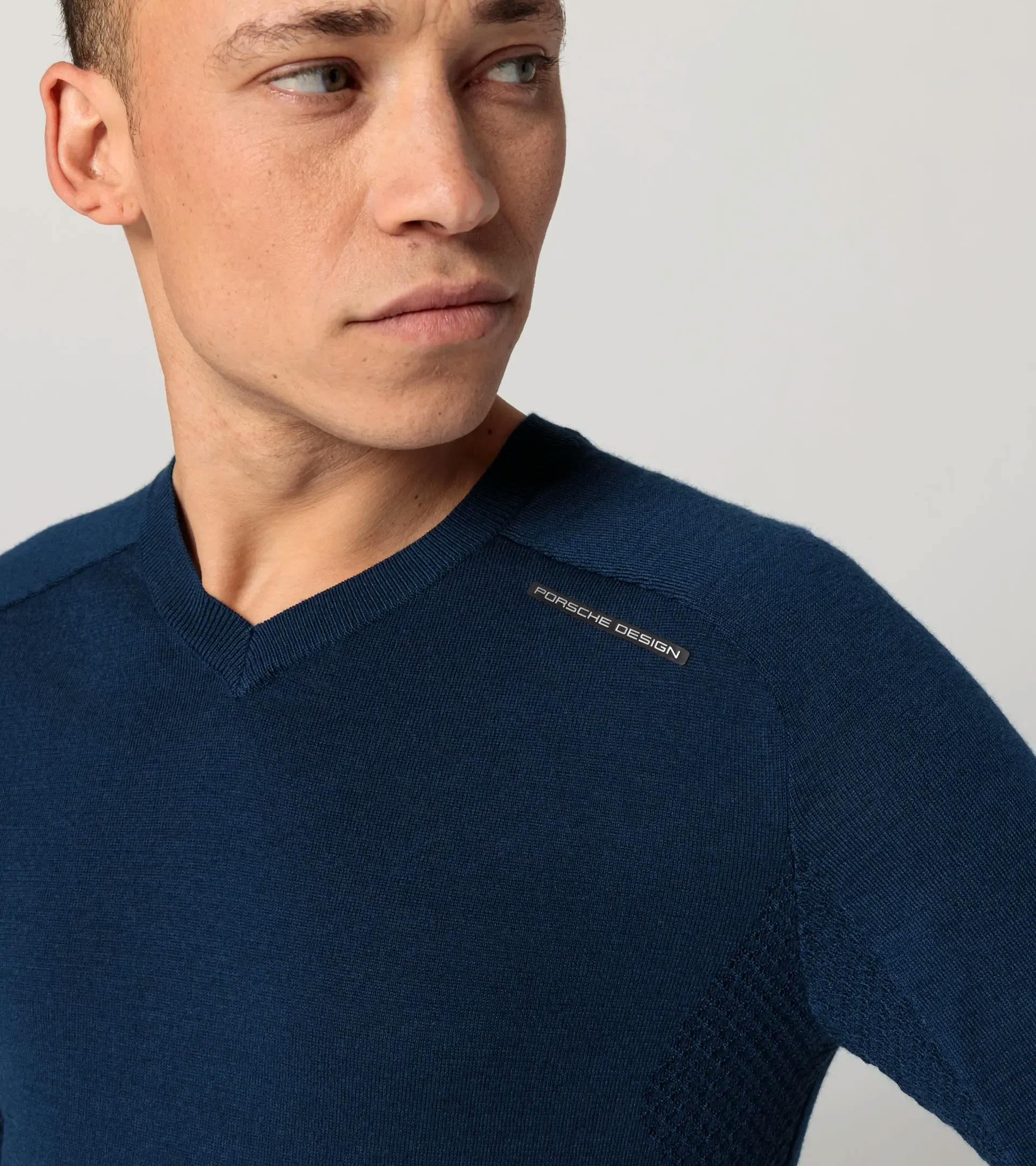 EvoKNIT® V-Neck Pullover thumbnail 3