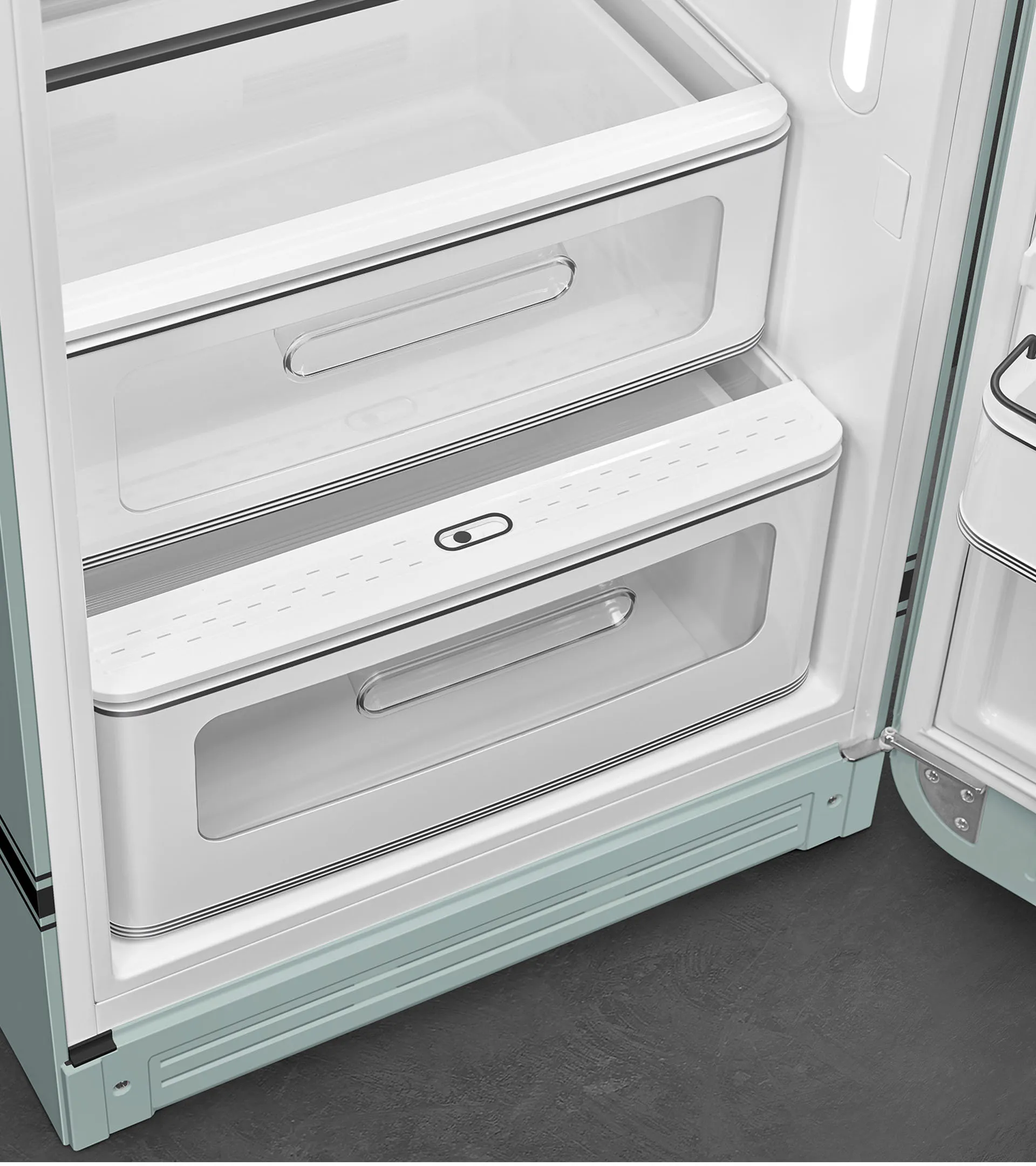 Kühlschrank – Porsche x Smeg 8