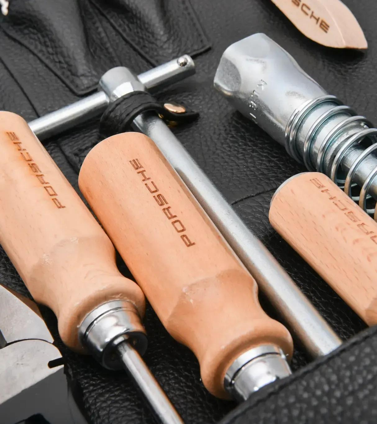 Estojo de ferramentas Porsche Classic 356 Carrera 6