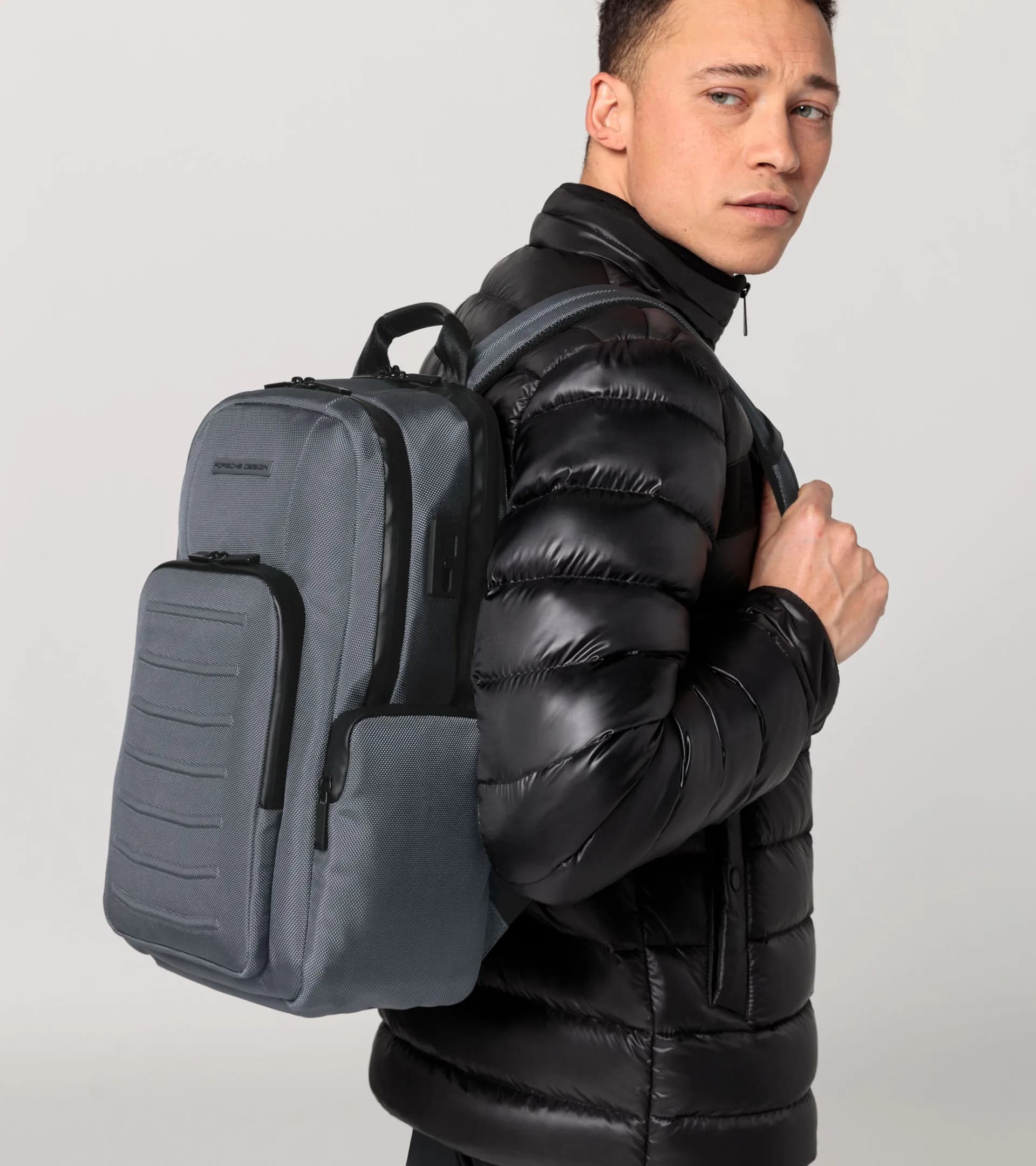 Roadster Pro Backpack M1 8