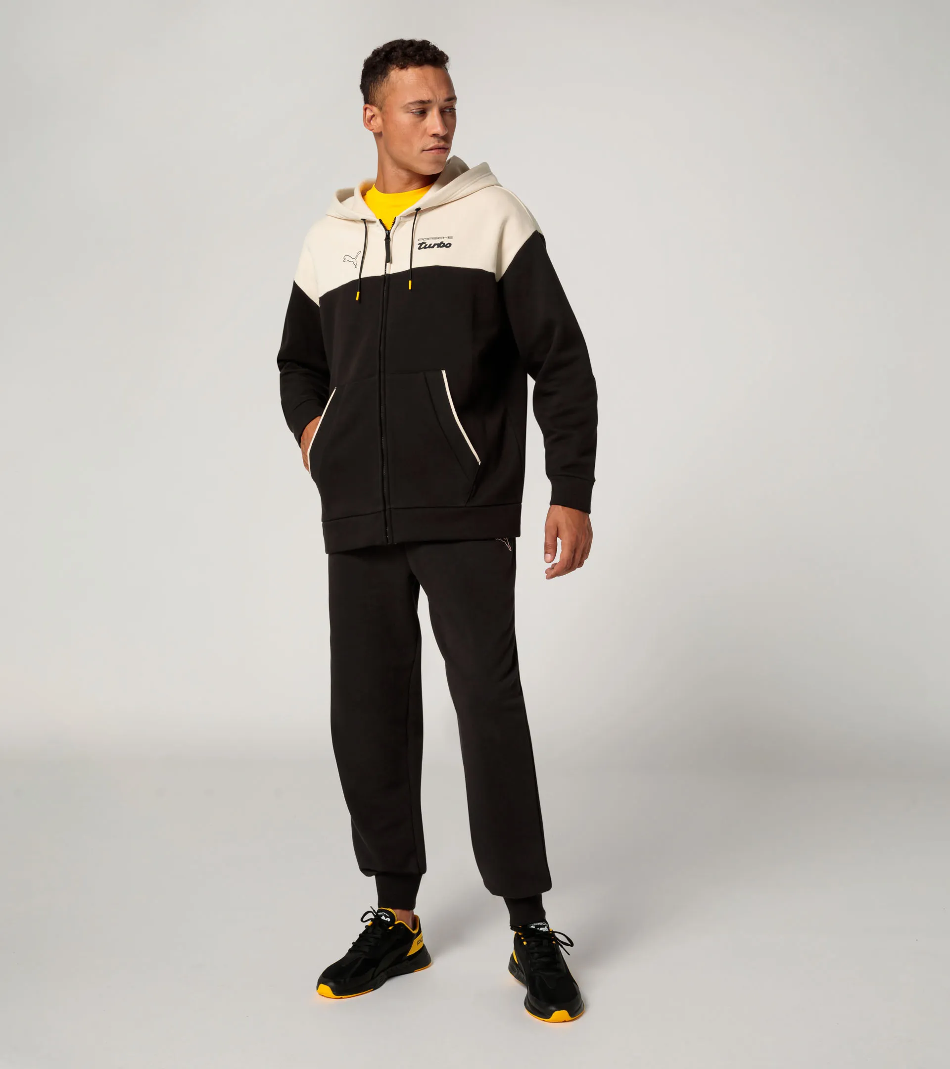 Hooded sweat jacket 6