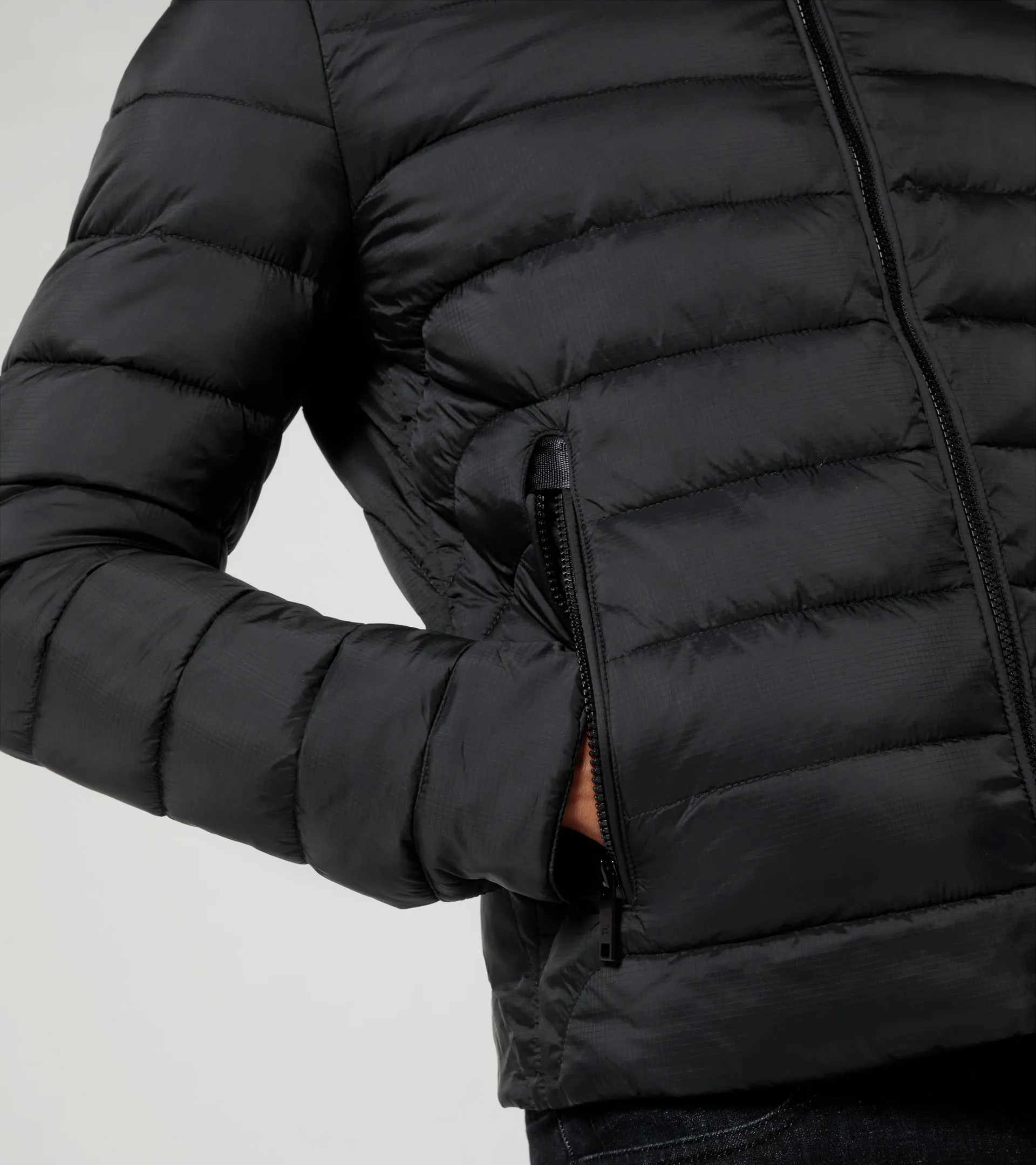Lightweight puffer jacket 5