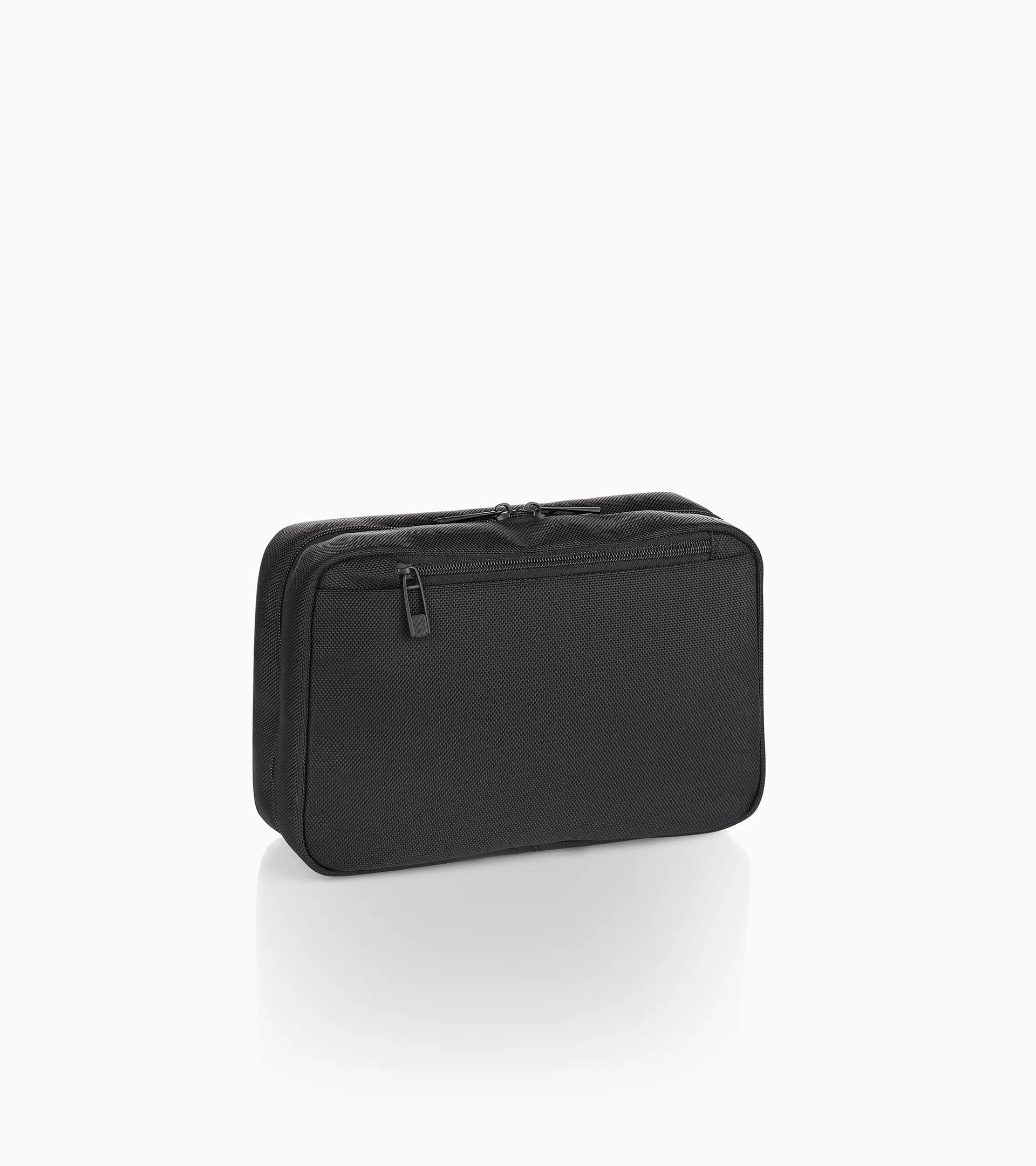 Roadster Nylon Washbag 2