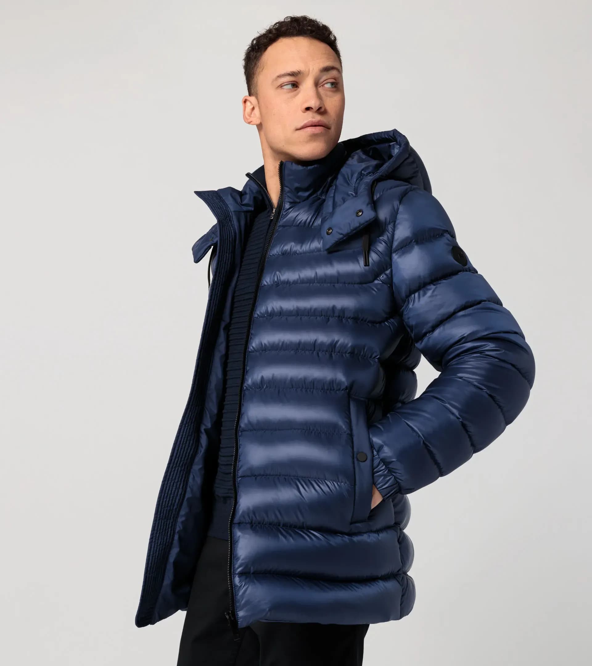 Lightweight puffer parka. 8