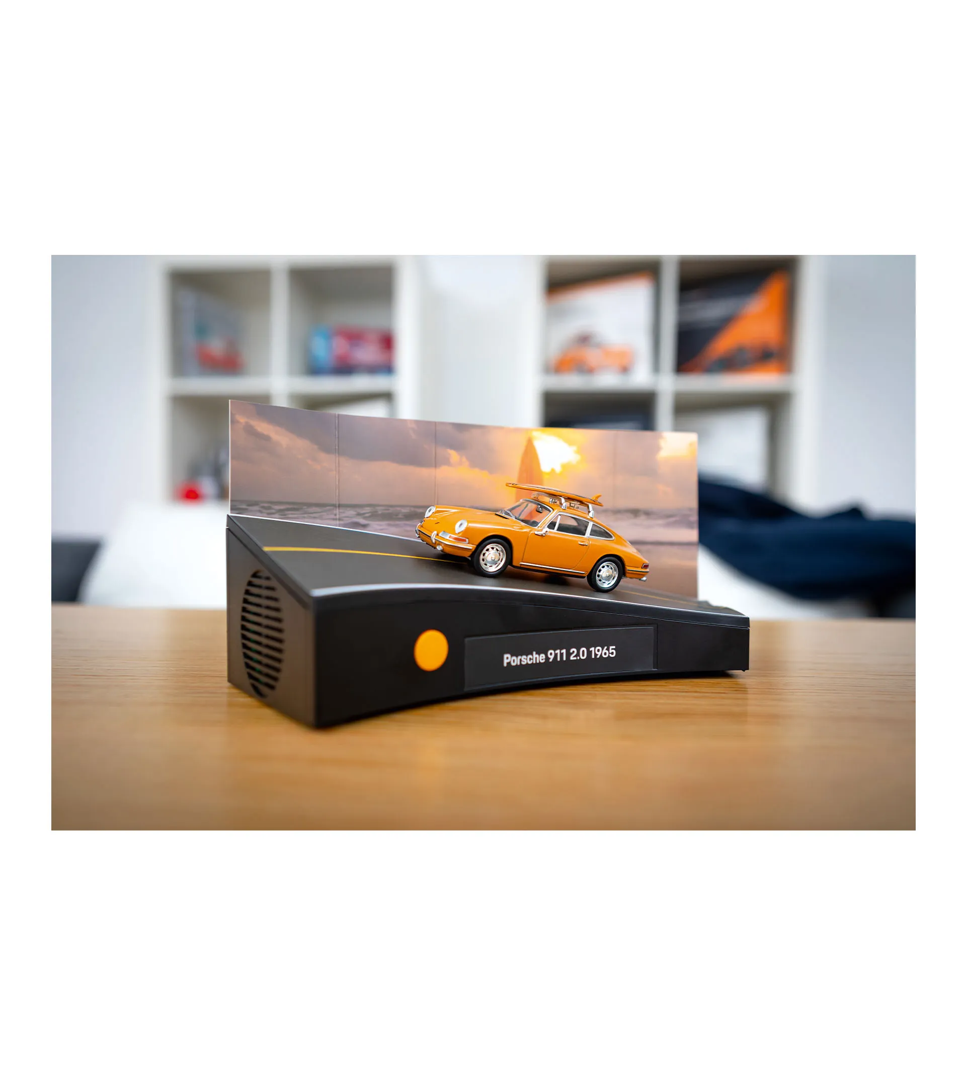 Porsche 911 with Surfboard Advent Calendar  8