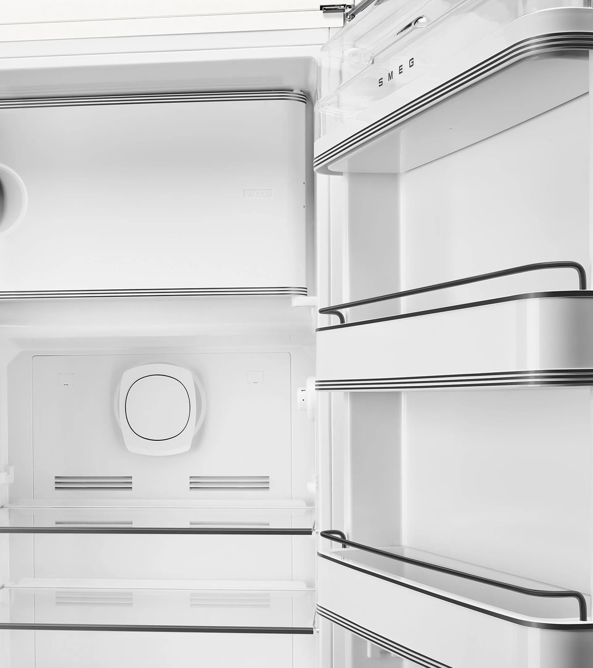 Kühlschrank – Porsche x Smeg 7