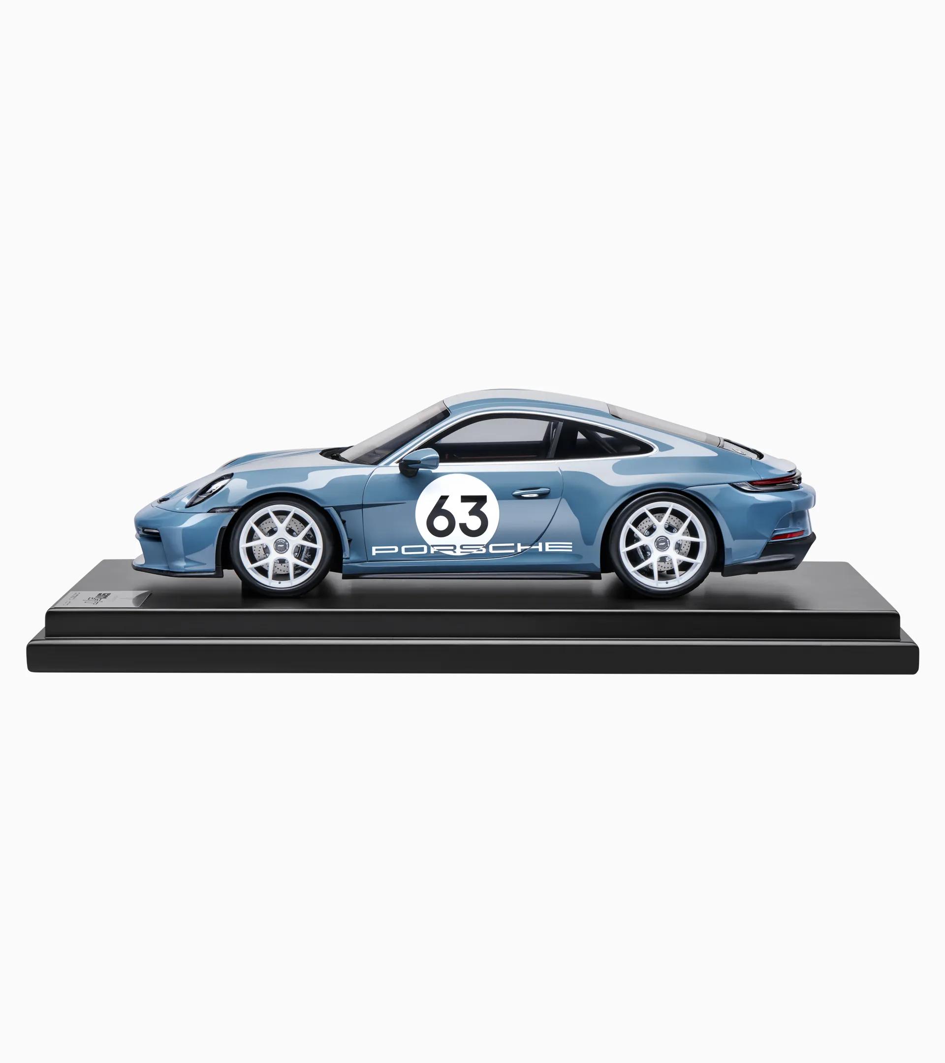 Porsche 911 S/T (992) – Limited Edition thumbnail 1