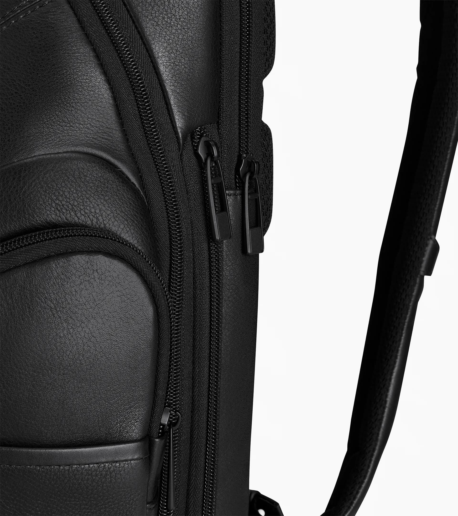 Roadster Leather Backpack M 6