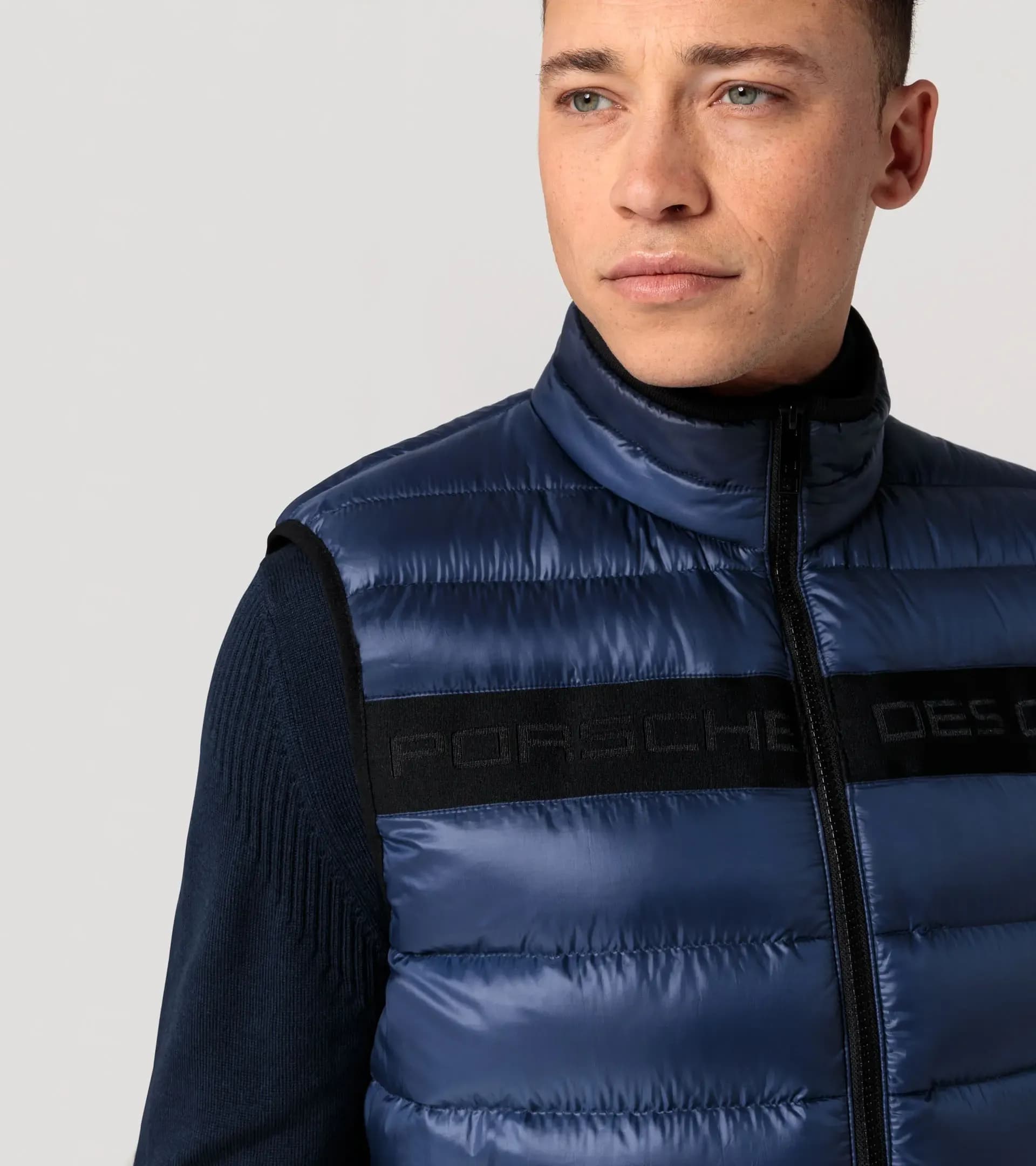 Lightweight puffer vest 4