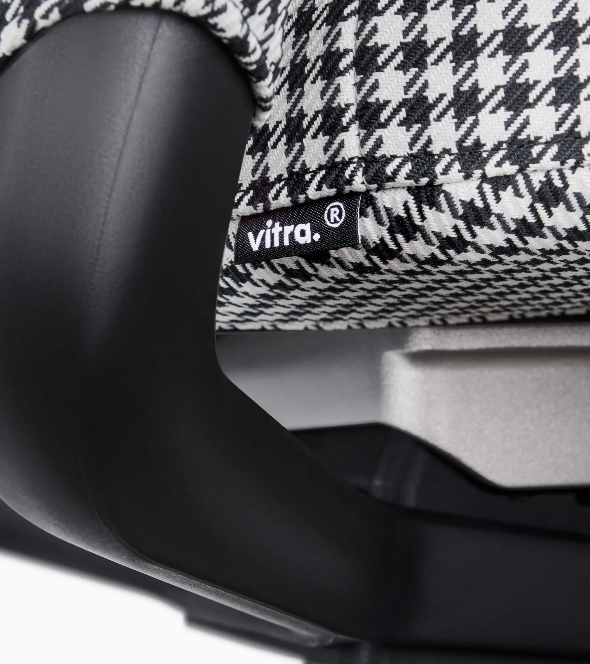 ID Trim L Pepita Edition - Limited Edition 5