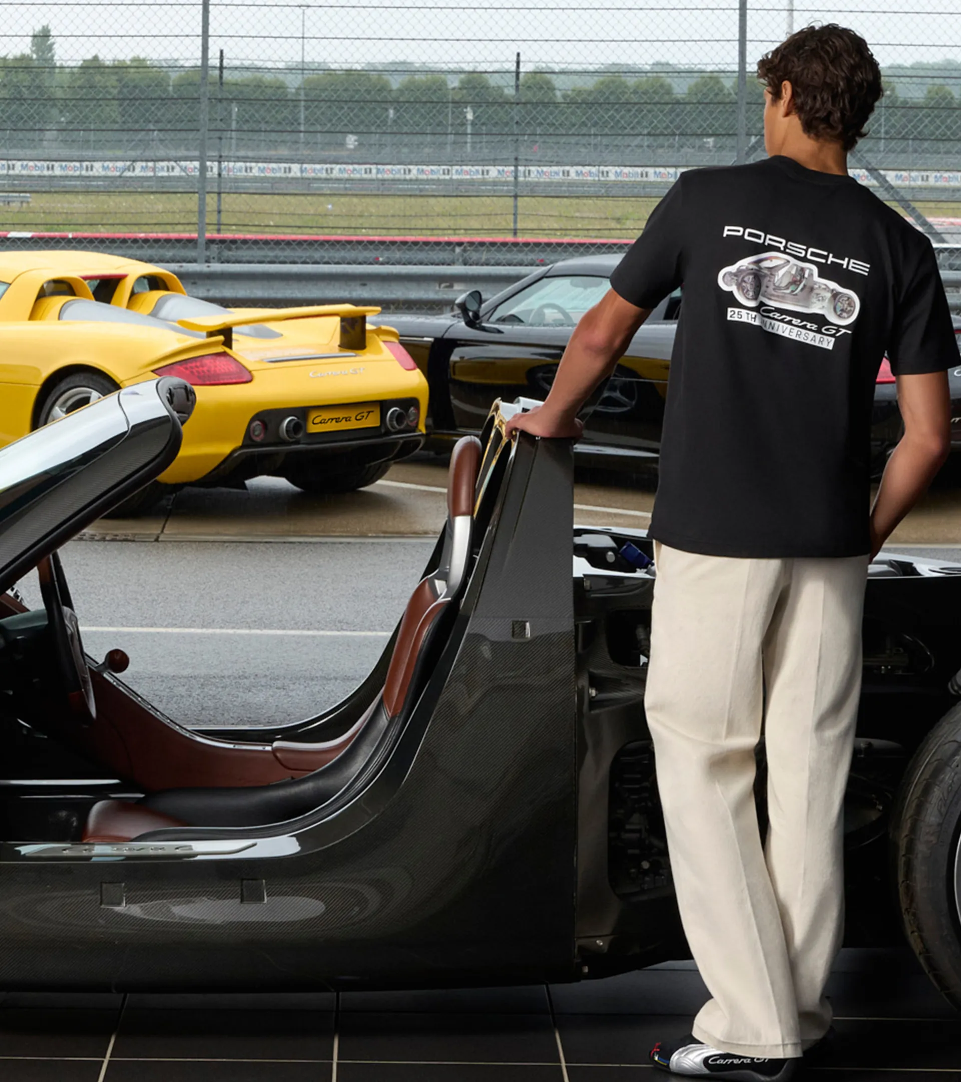 Unisex T-Shirt – 25Y Porsche Carrera GT 5