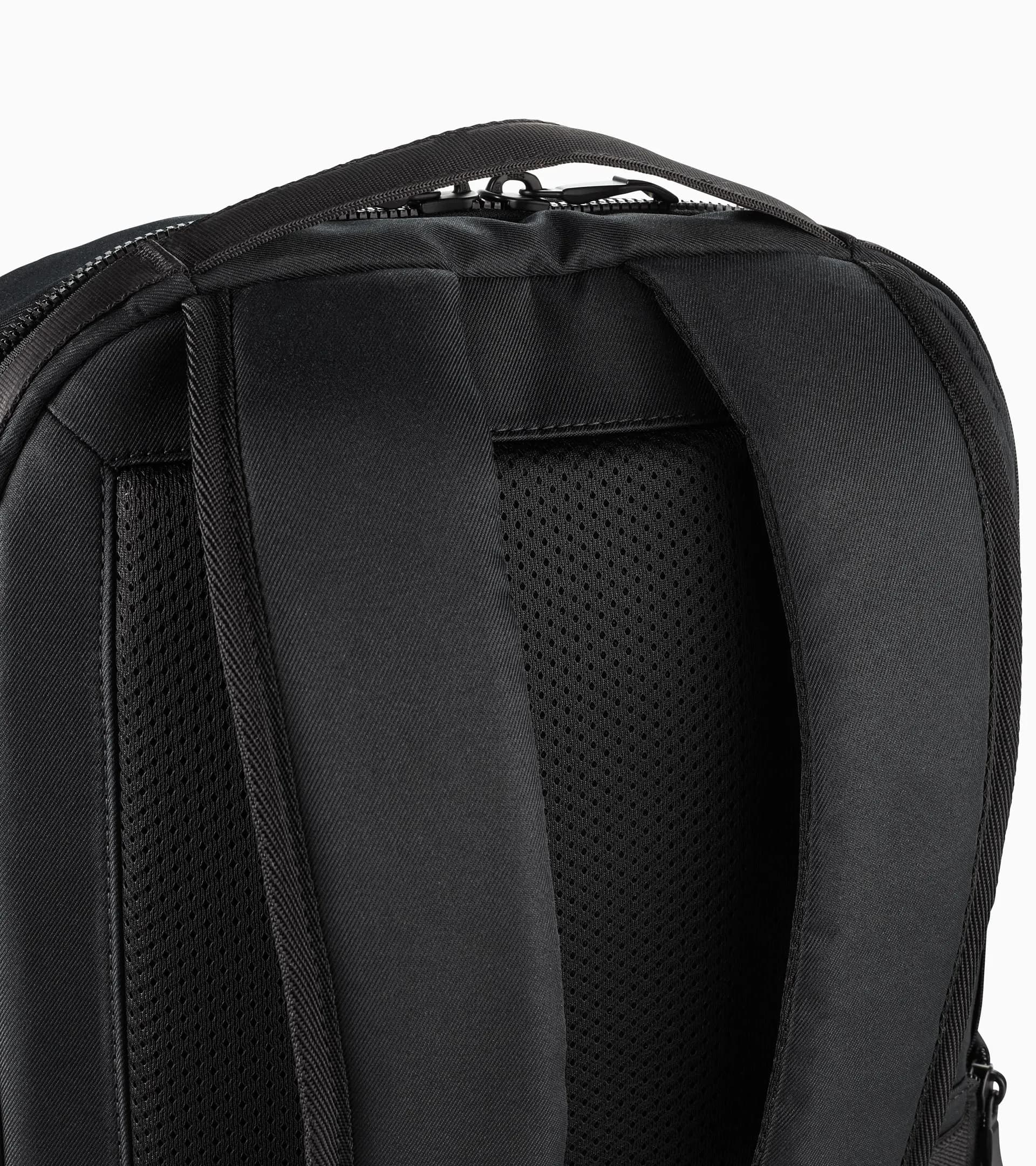 Business Backpack – Essential 6