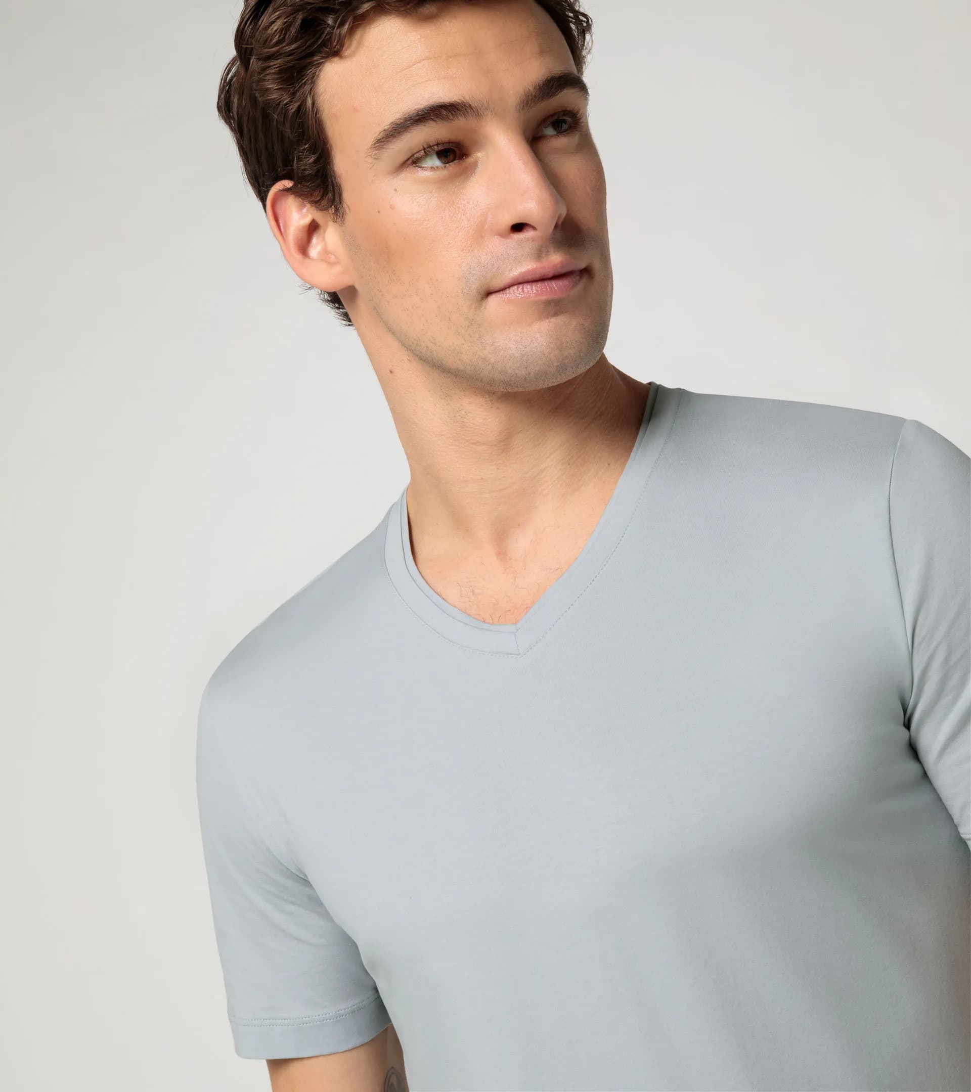 V-Neck Tee 4