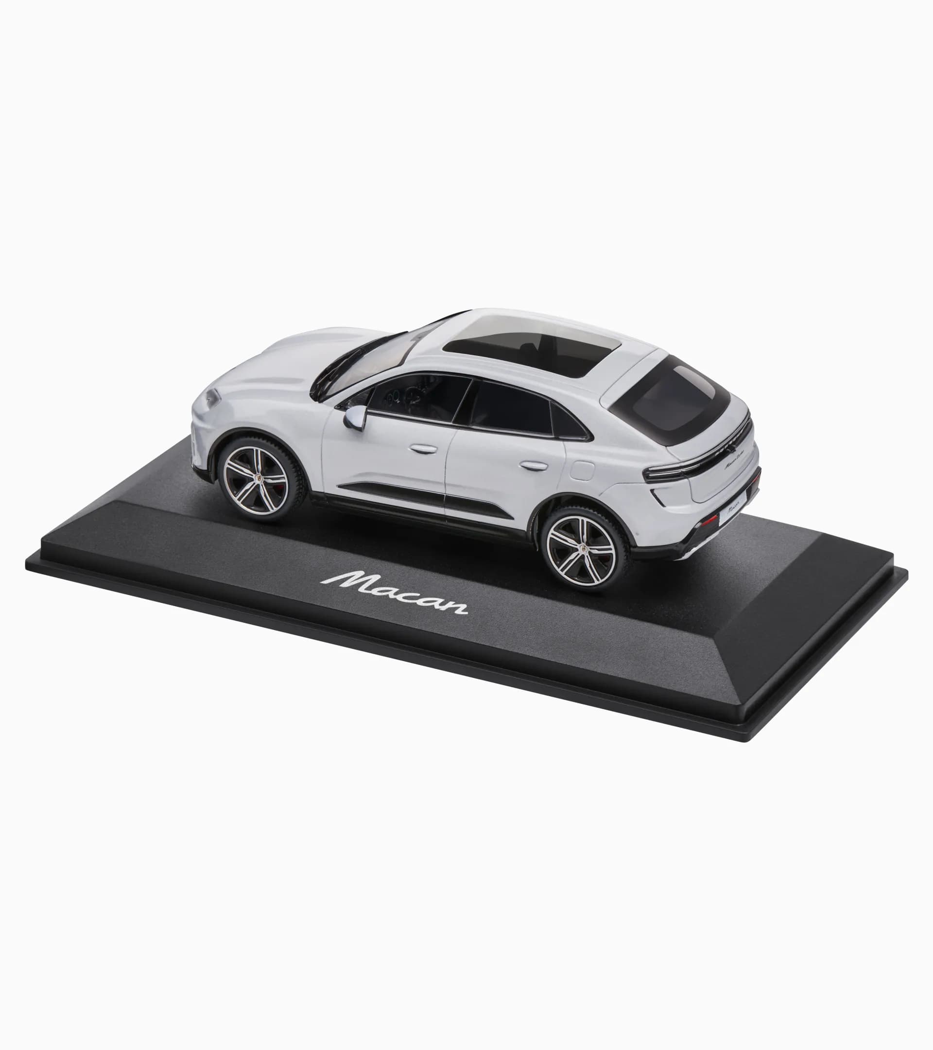 Porsche Macan Turbo (H2) 3