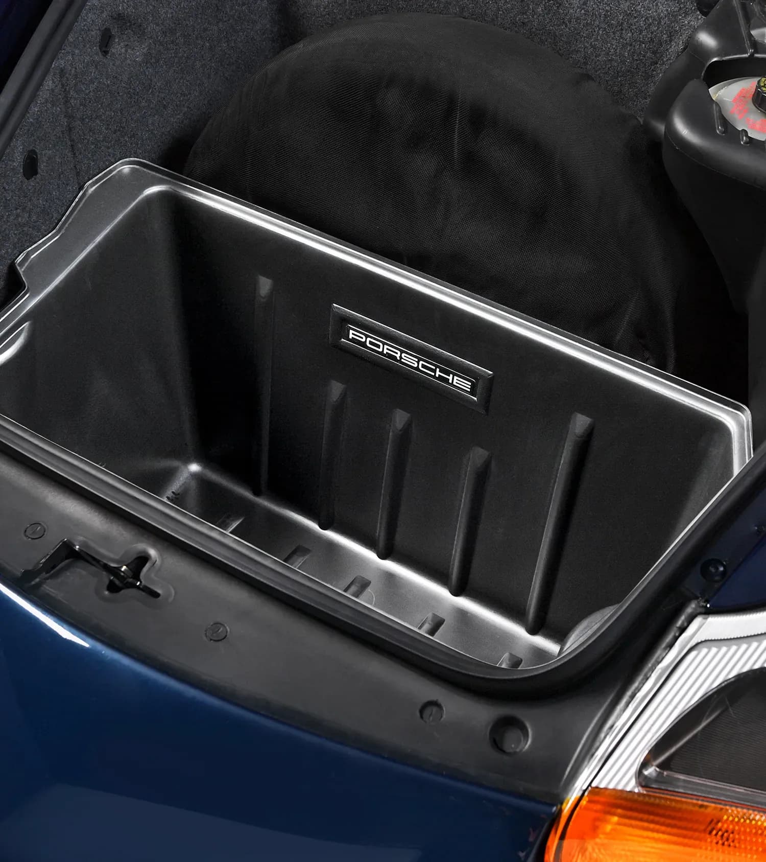 Vana do předního zavazadlového prostoru pro Porsche 986 a 996 Carrera 2 4