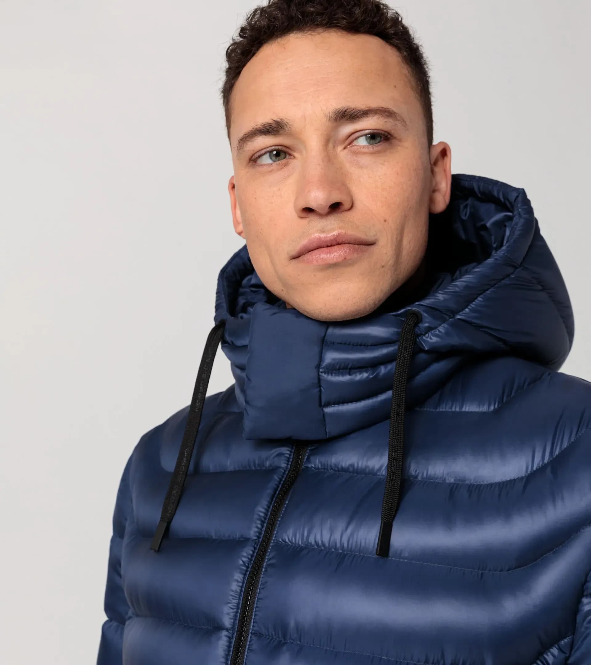 Lightweight puffer parka. 7