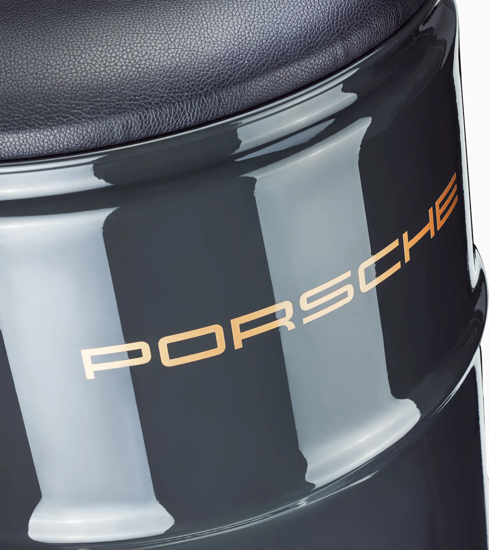 Sgabello a forma di barile – Sansibar 3