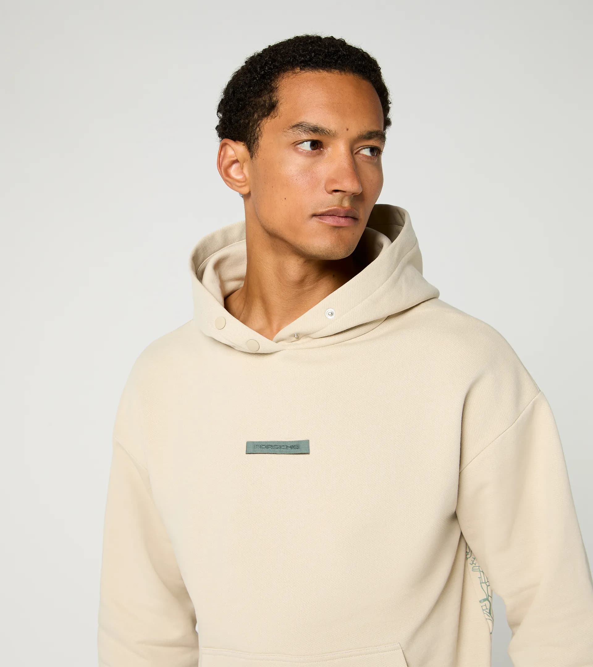 Hoodie unisexe Urban – Porsche Cayenne Electric Lifestyle 3