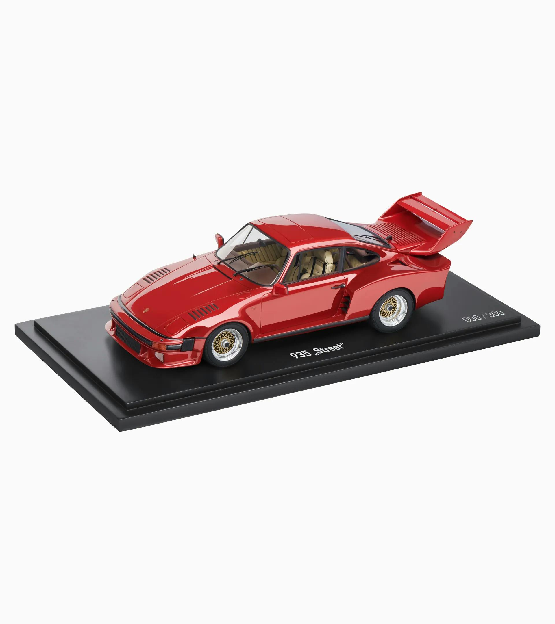 Porsche 935 "Street" - Ltd. thumbnail 0