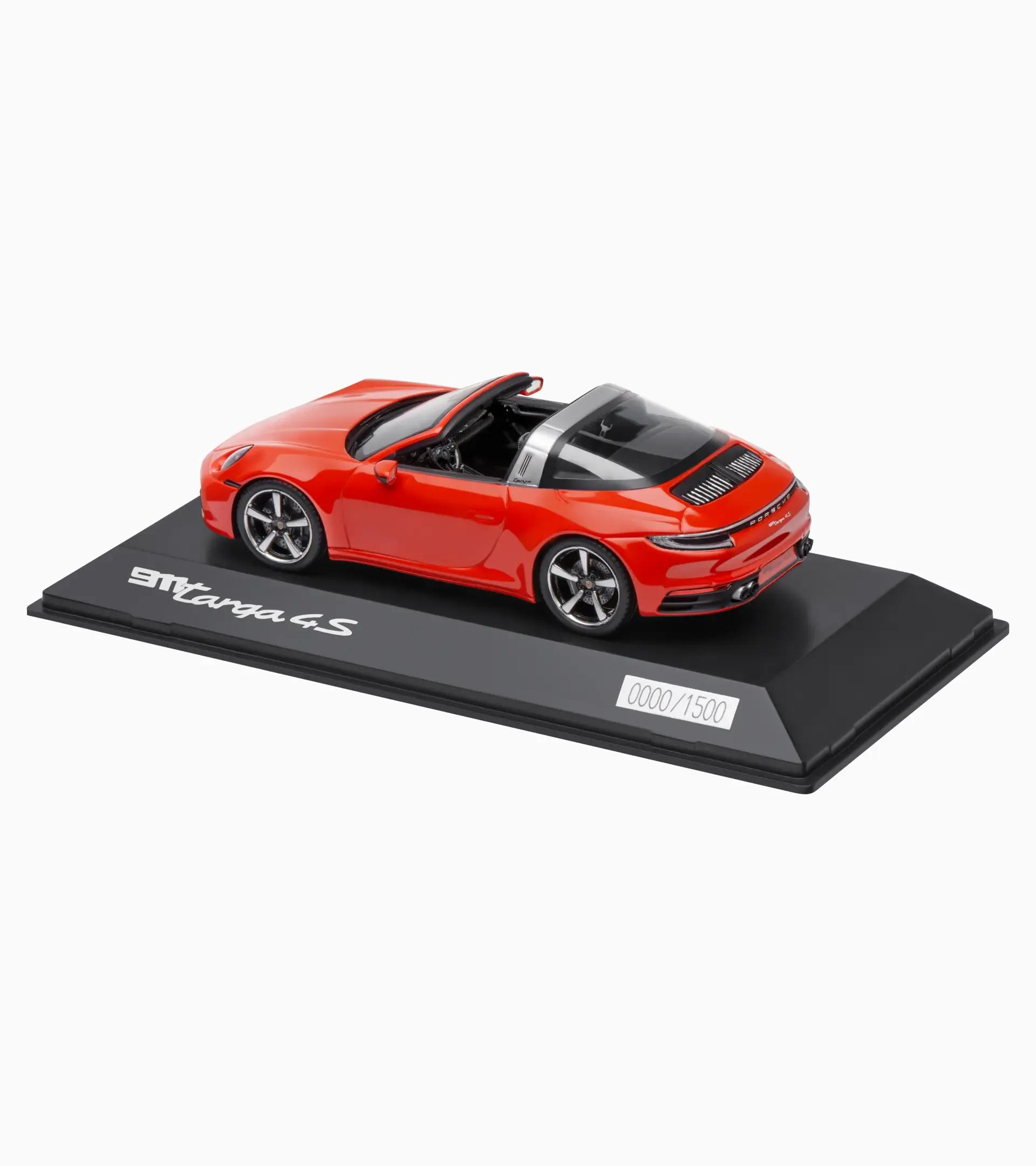 Porsche 911 Targa 4S (992) – Ltd.  thumbnail 2