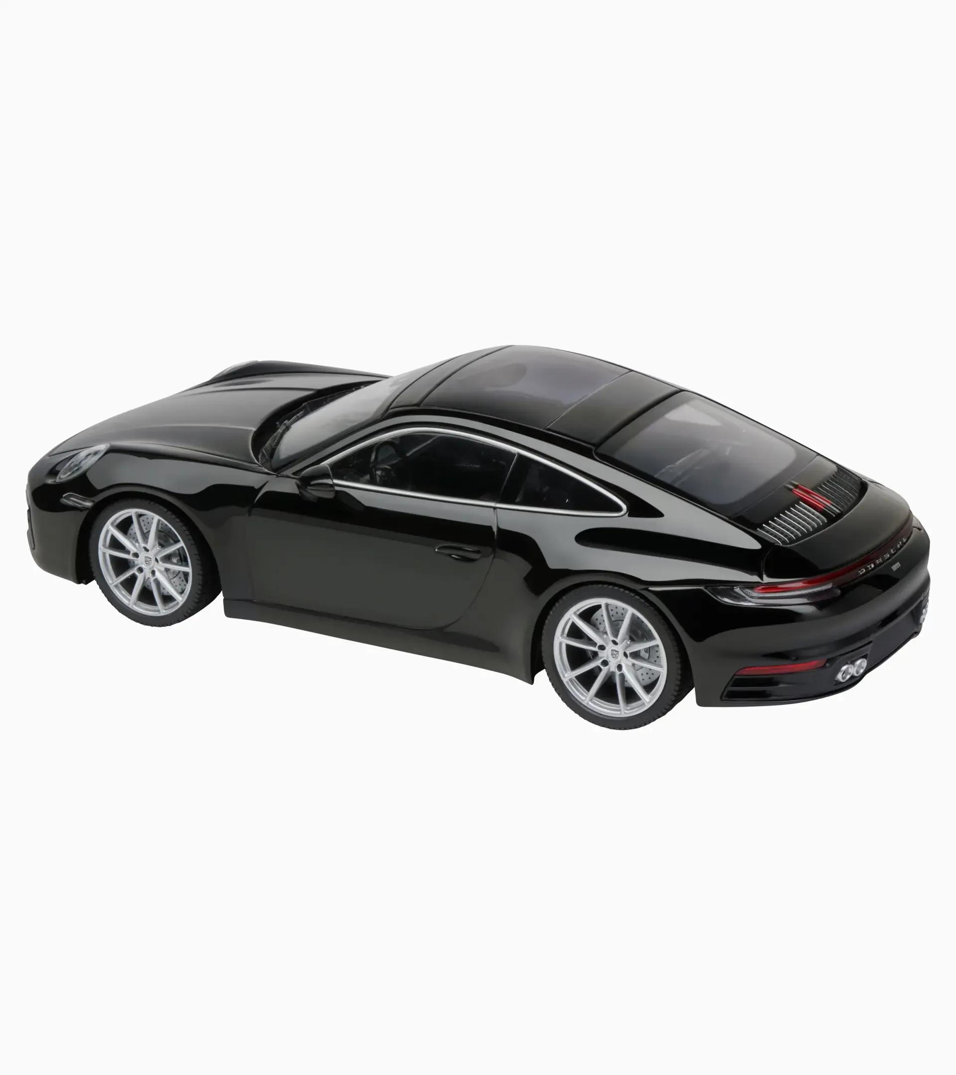 Porsche 911 Carrera 4S (992) thumbnail 2