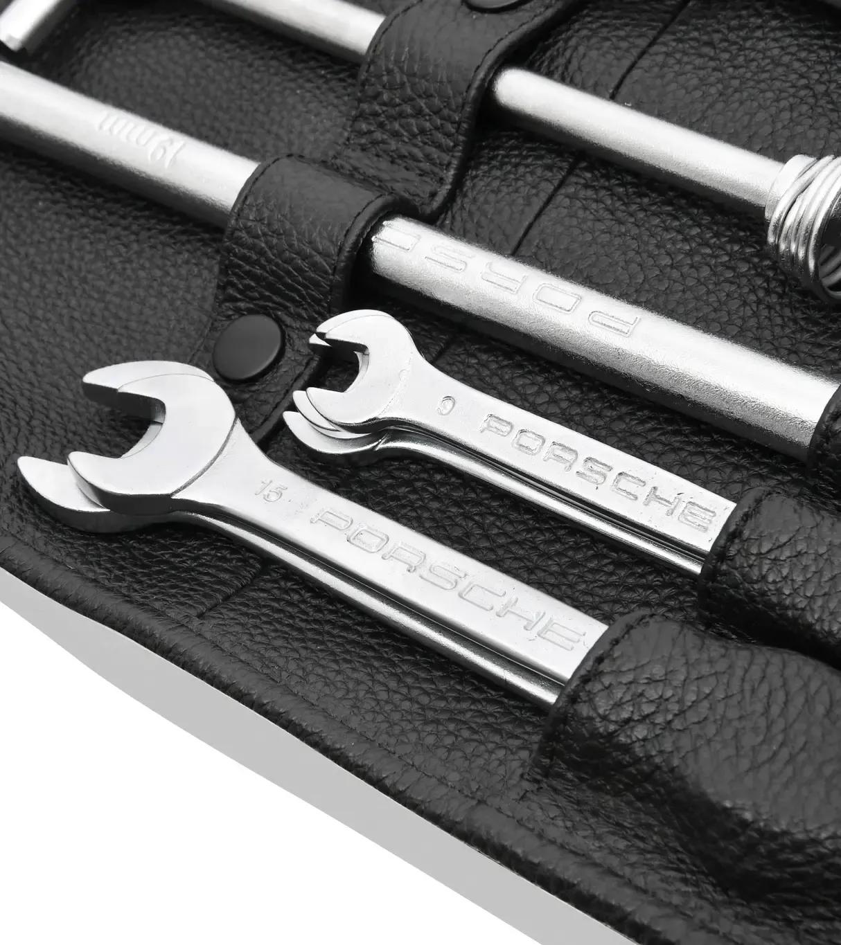 Porsche Classic 928 tool bag 2