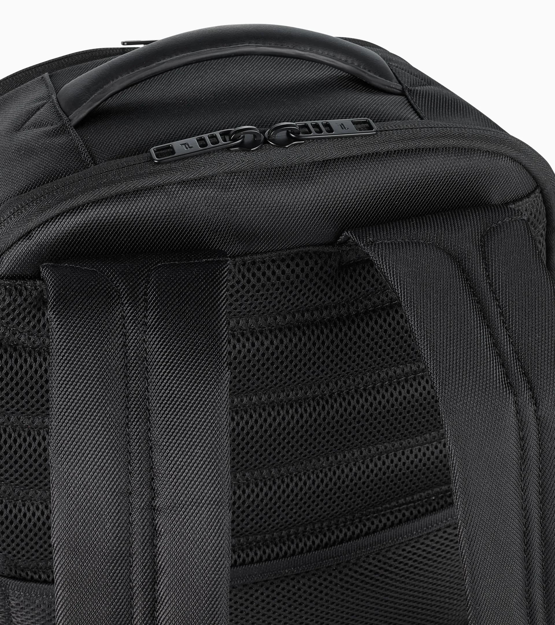 Voyager Nylon Backpack M 7