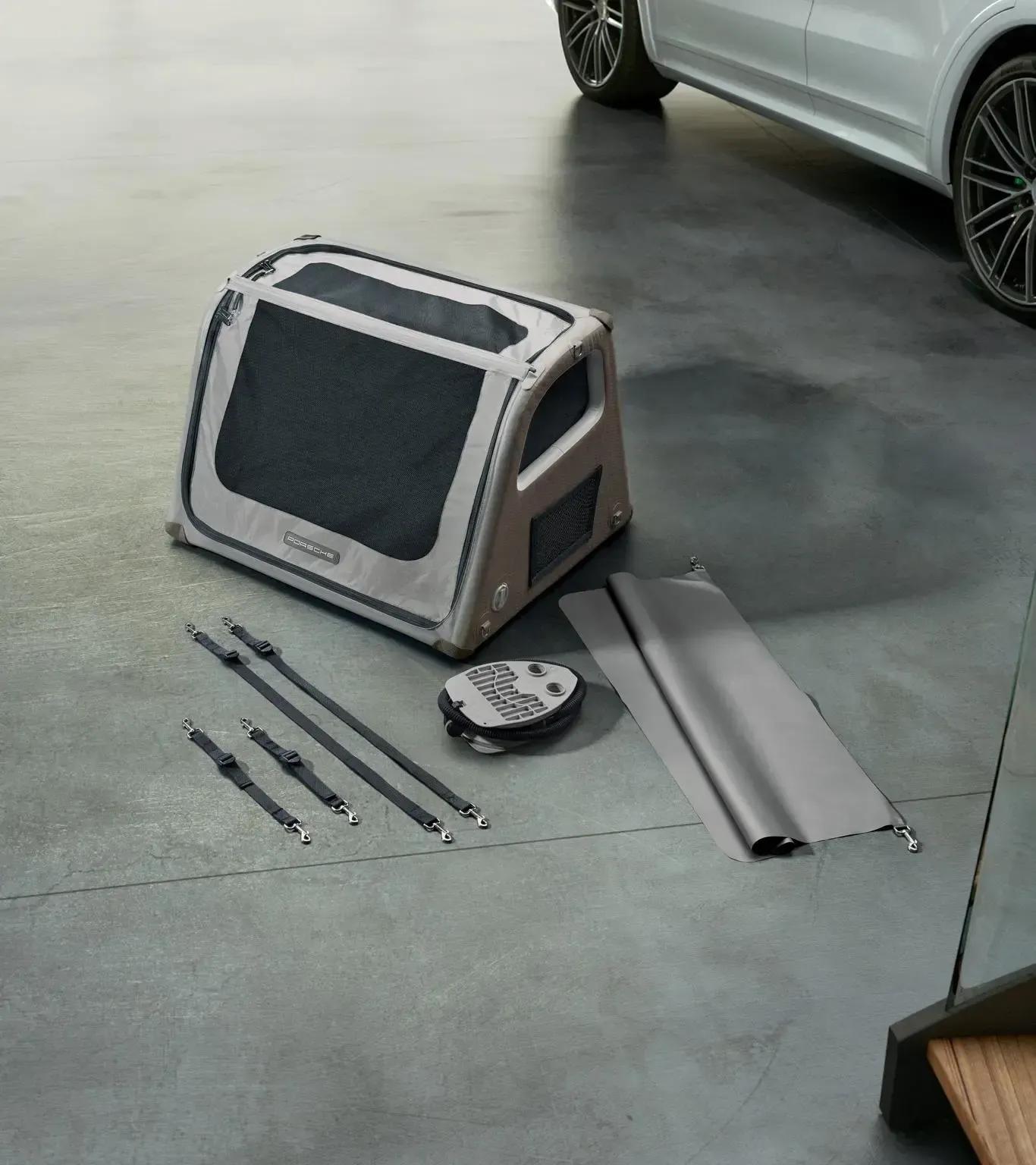 Luggage compartment box for dogs 3