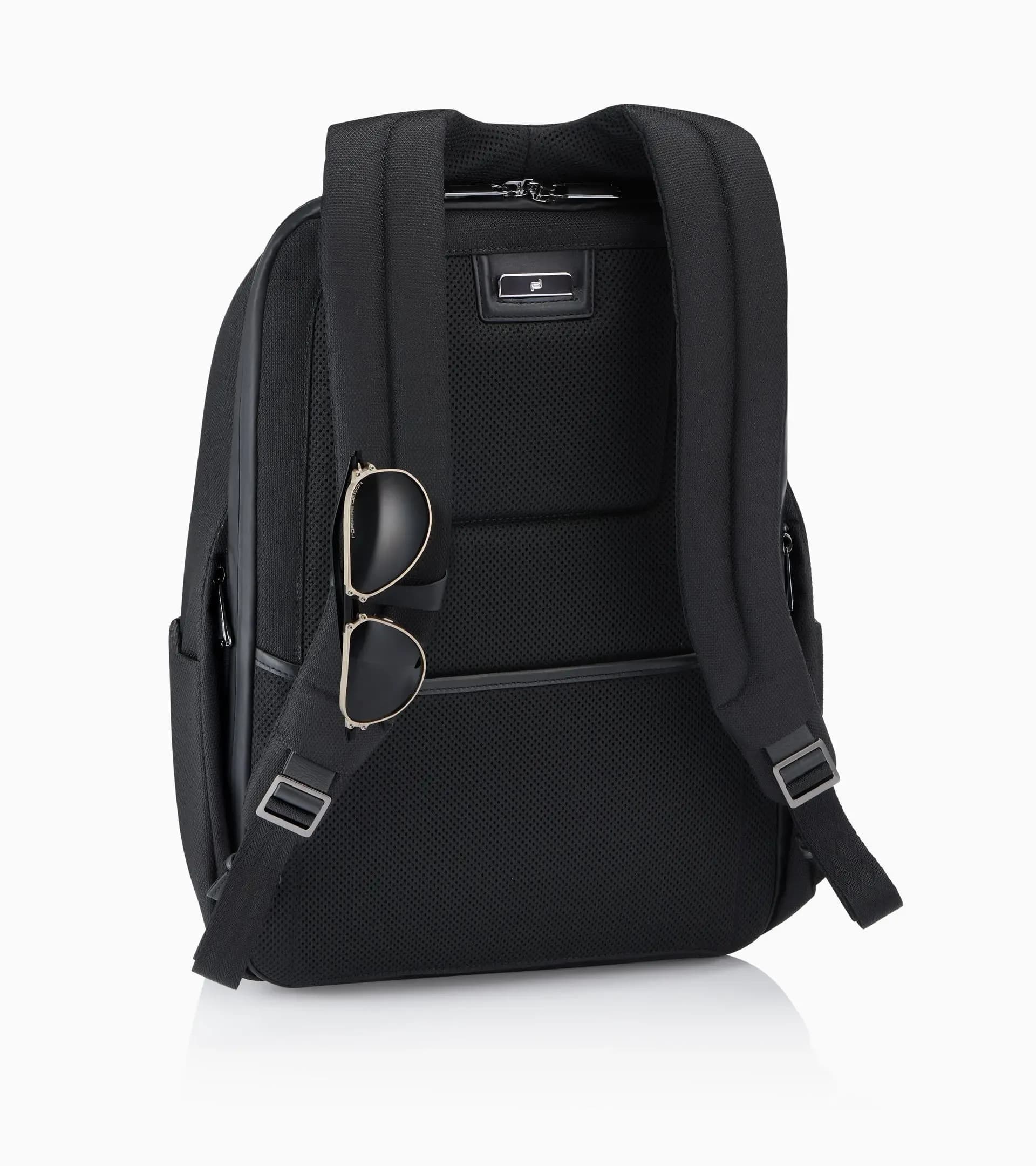 Roadster Nylon Backpack M 8