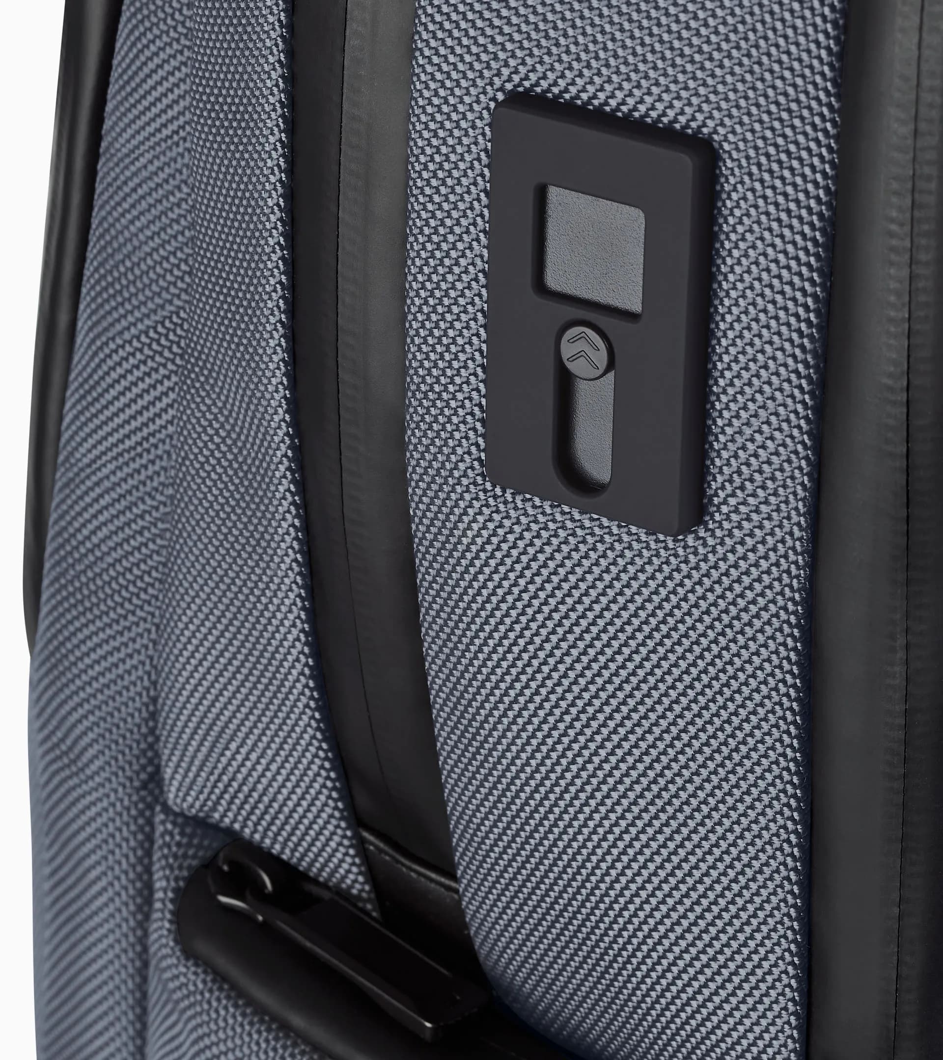 Roadster Pro Backpack L 8