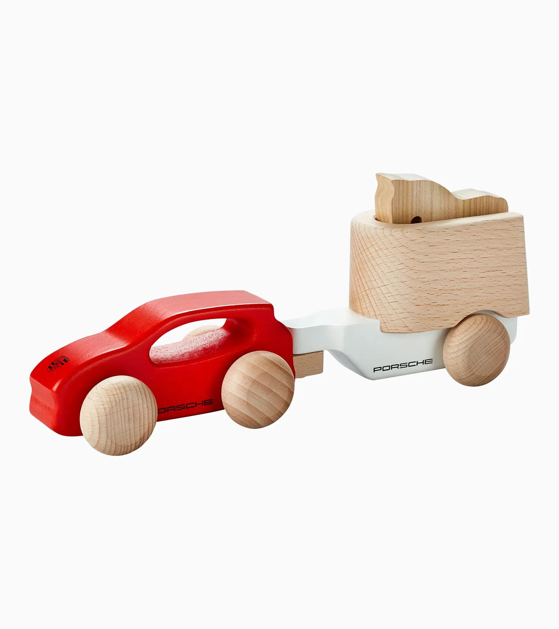 Cayenne Wooden Car with Horse Trailer thumbnail 0